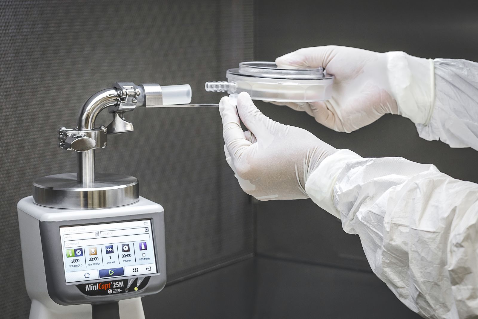 MiniCapt và BioCapt trong giám sát vi sinh không khí phòng sạch